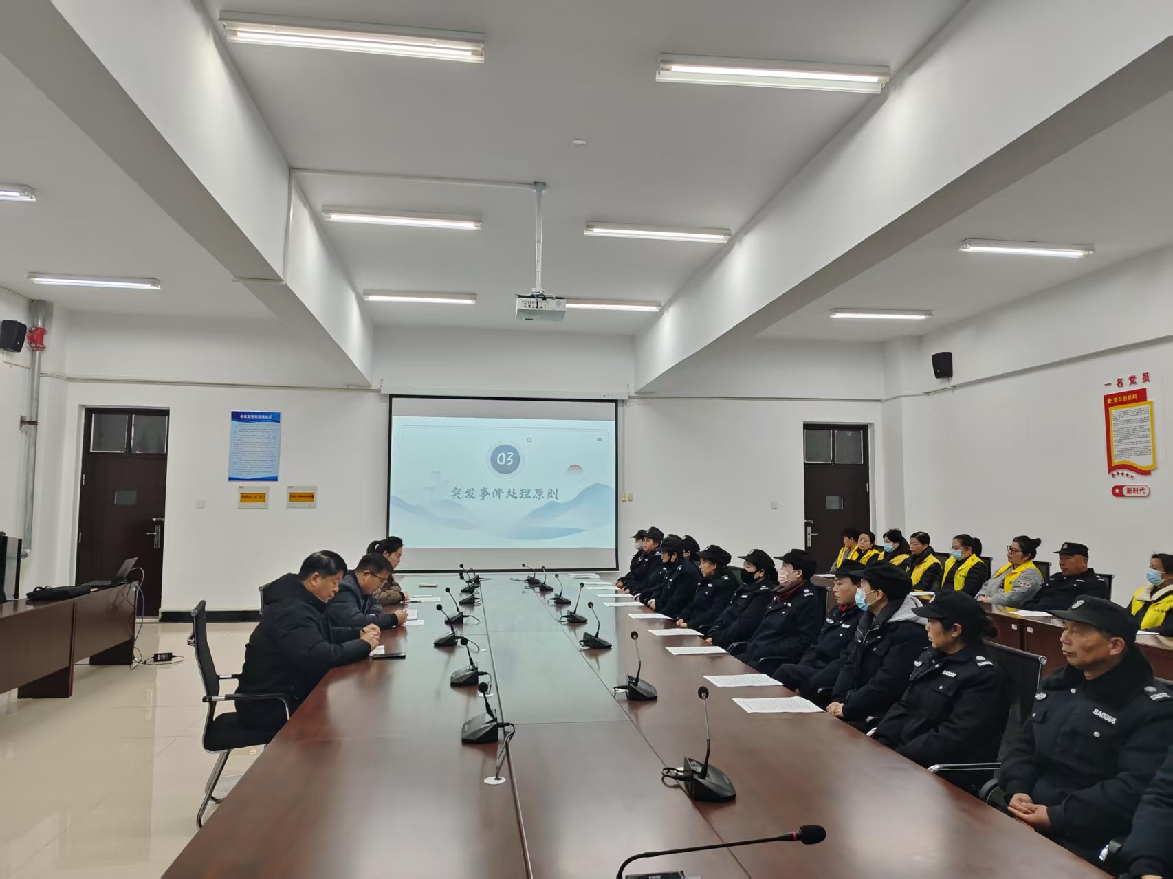 b76749c706b4a01520da2eae6b4c033.jpg b76749c706b4a01520da2eae6b4c033.jpg