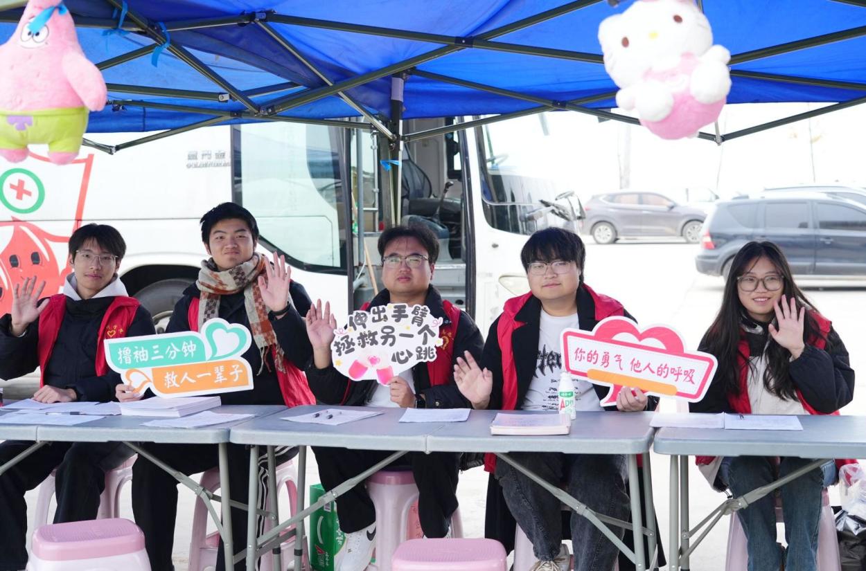 图示, 示意图
中度可信度描述已自动生成:ver1