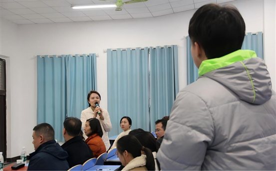 D:/其他文件/各类活动照片/第十六期讲座/WPS图片批量处理/图片6.jpg图片6