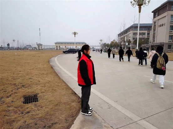 eadeaedd786a2e222312638a3dbb50f