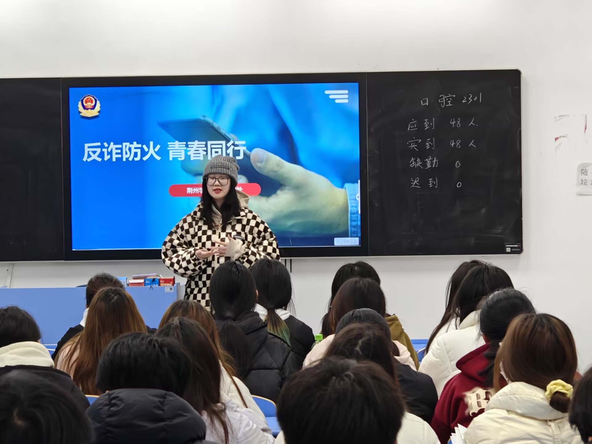 552837F2EBBDDBF64EB978A540C41936