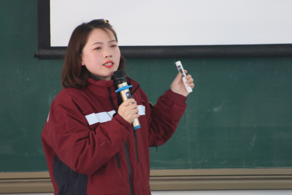 EF783A5F9E1557223B6E592CC2B92276