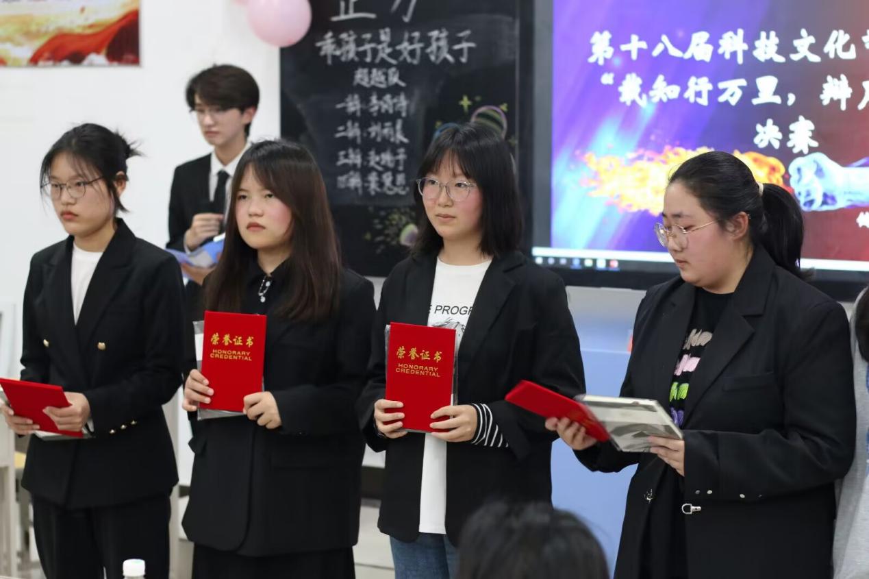 E72E236B2A1850A68B8762E68847C8B9