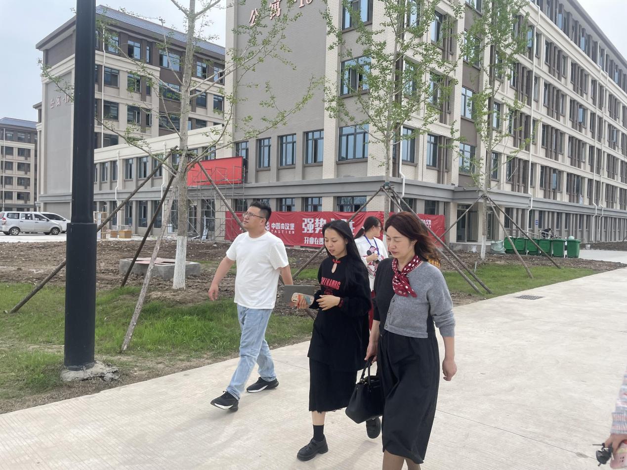 CE8140B97161BC5E63E248A52AD7873C