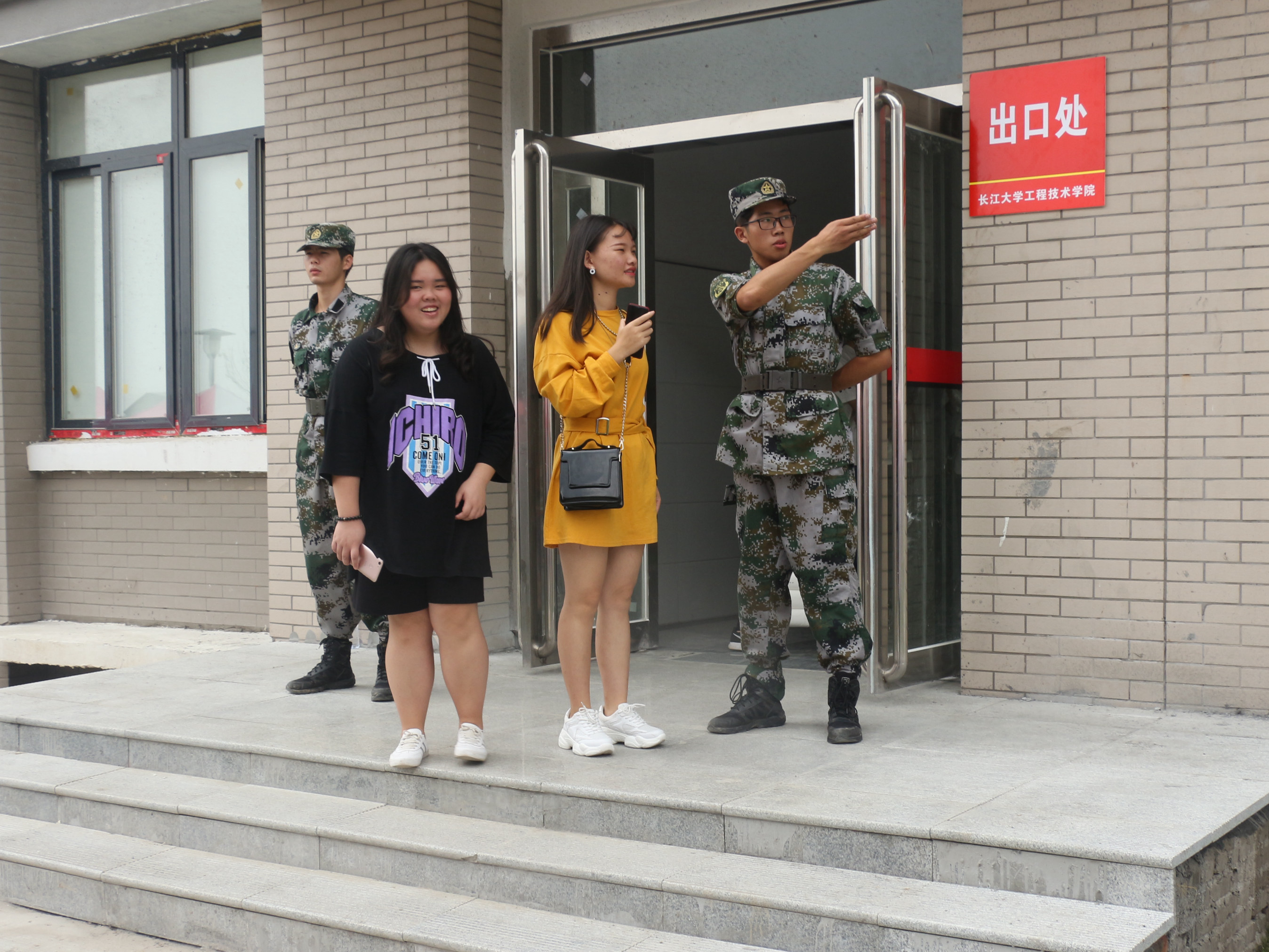 IMG_0775.JPG IMG_0775.JPG