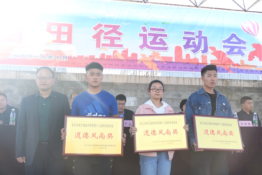 IMG_40565.jpg IMG_40565.jpg