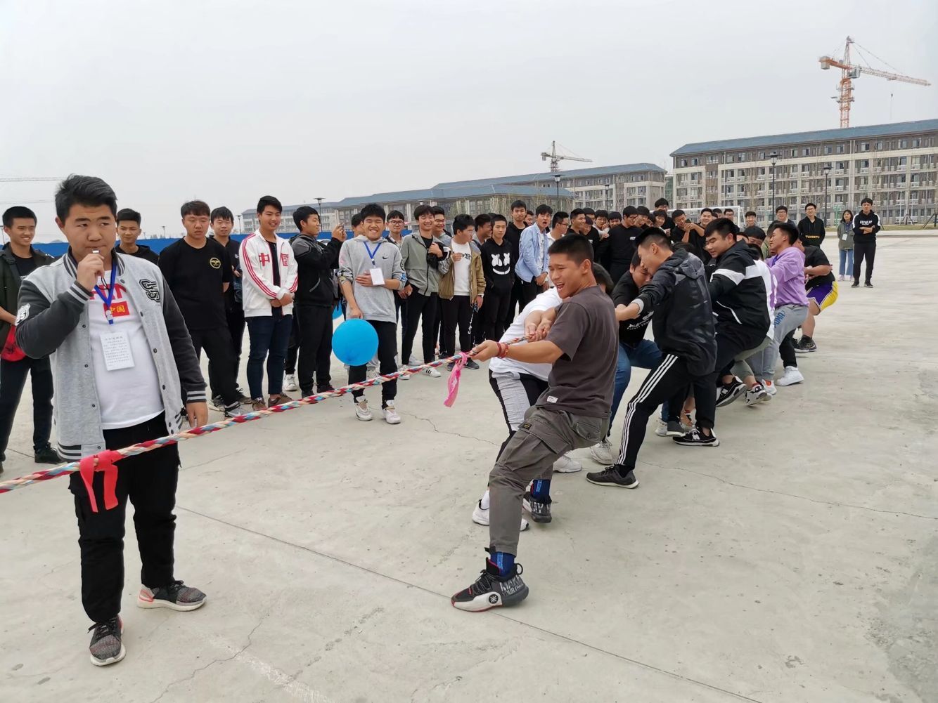 趣味运动会4.jpg 趣味运动会4.jpg