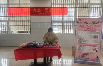 膳食服务中心举办“最美‘她’力量,光盘新风尚”3·8女神节活动